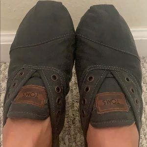 Toms slip on shoes